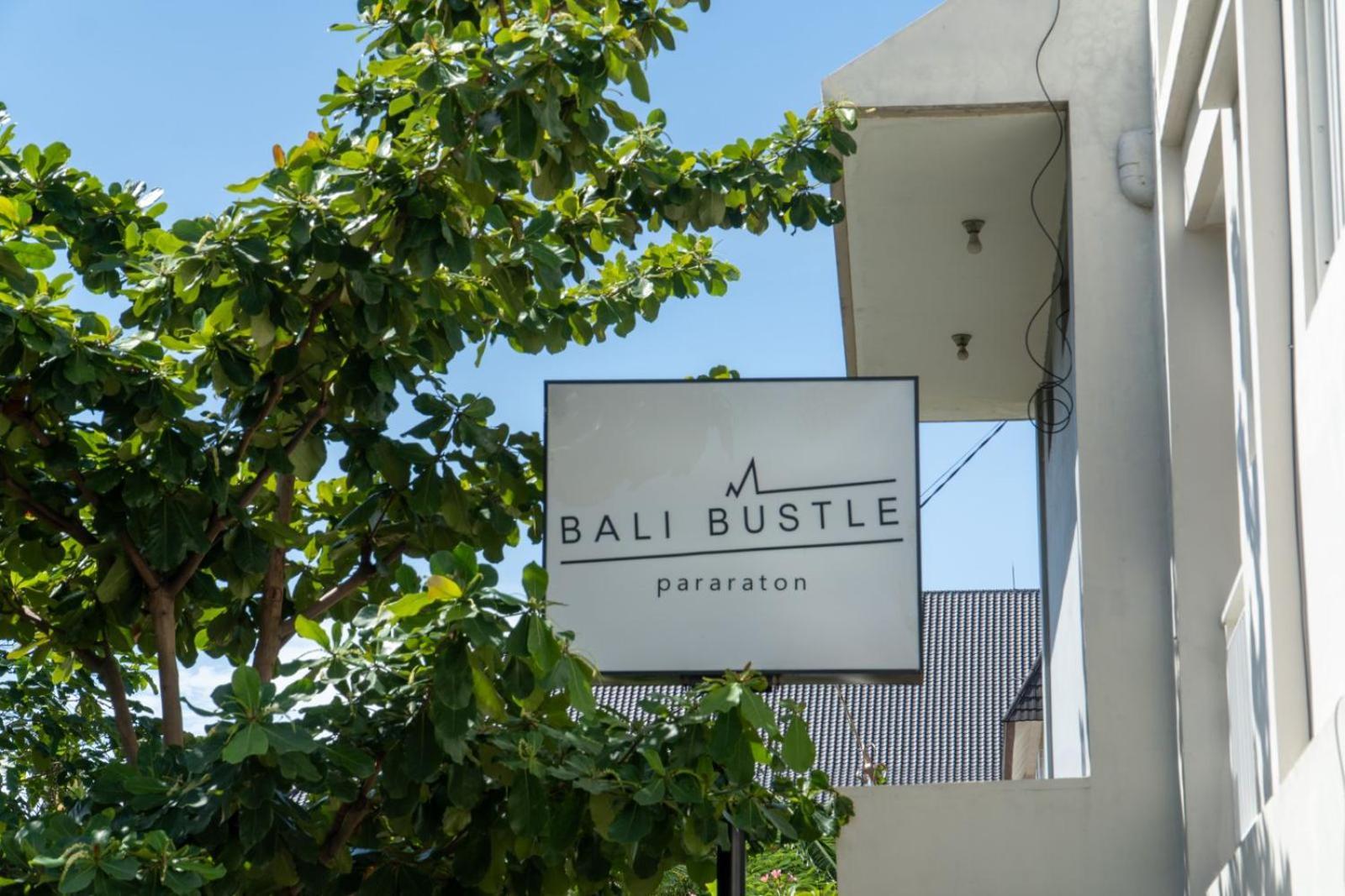Bali Bustle Pararaton Coliving And Coworking Space Legian  Exterior photo